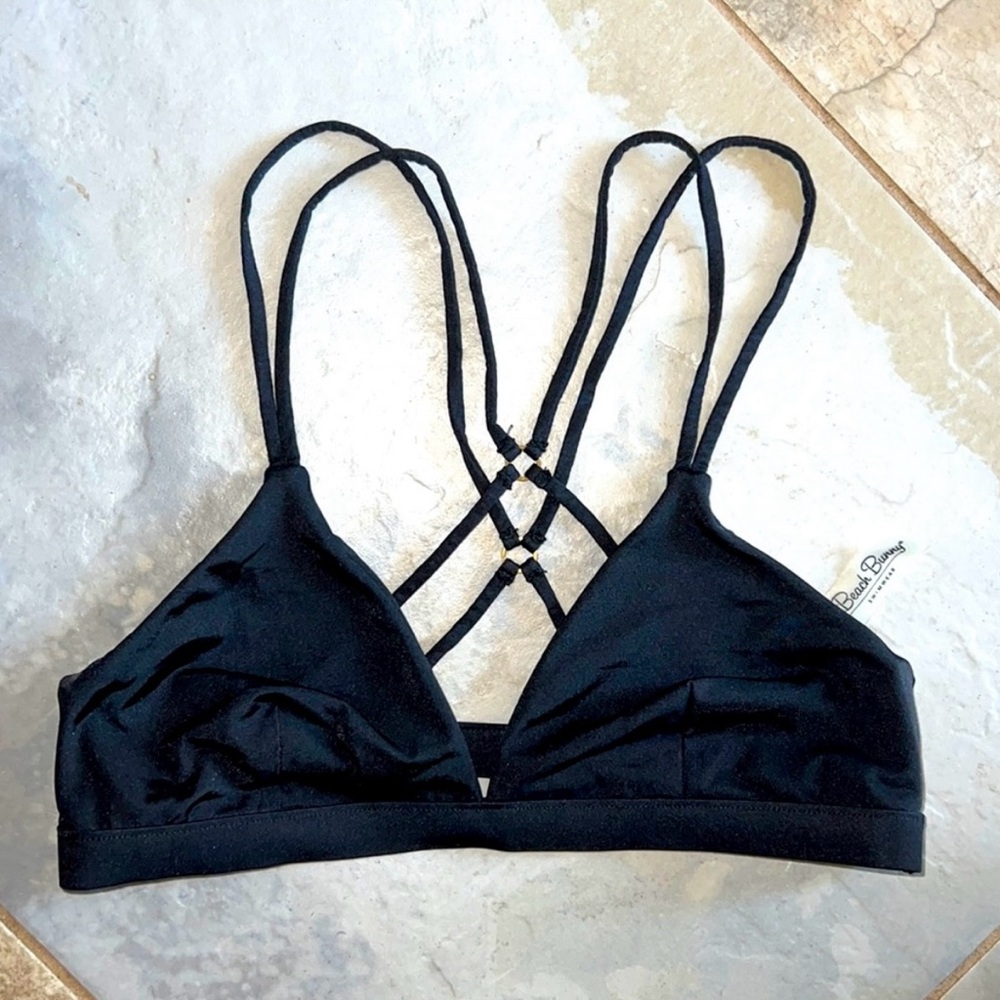Beach bunny size small black swimsuit top